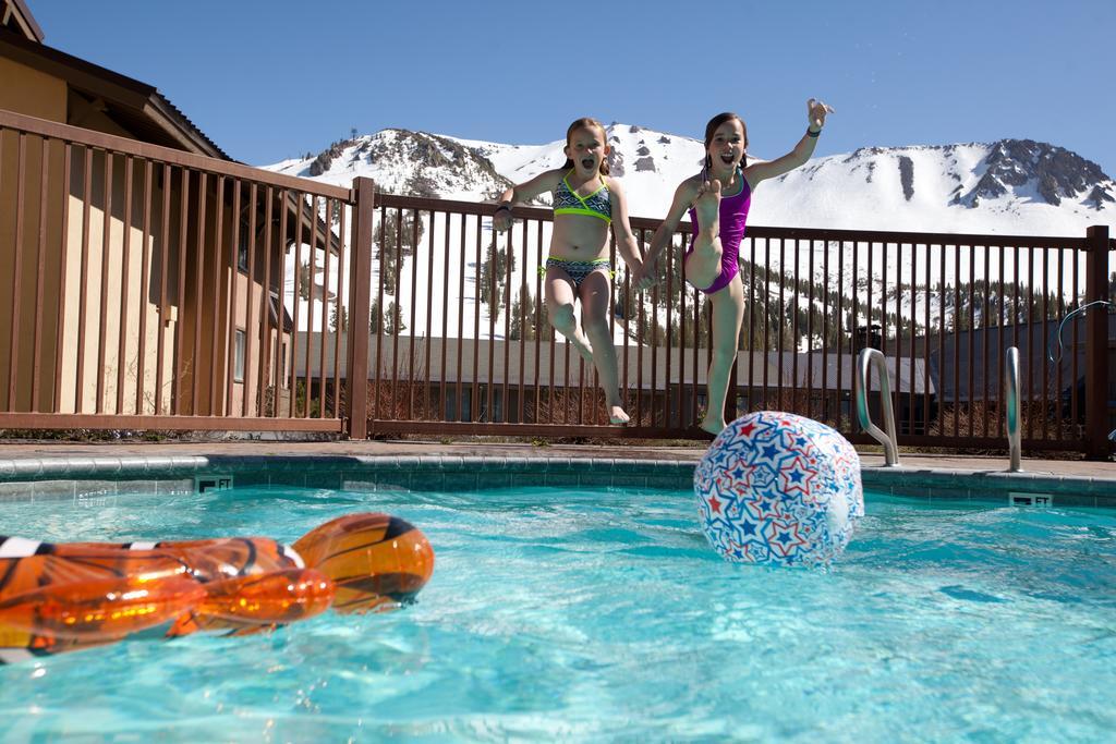 Mammoth Mountain Inn Мамът Лейкс Екстериор снимка